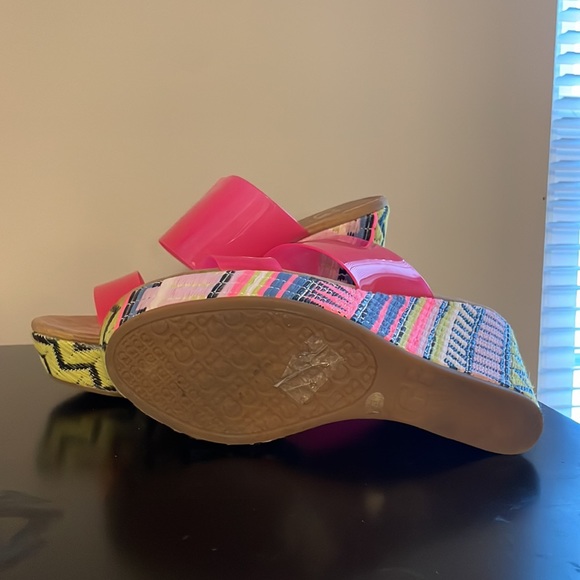 Gianni Bini sandals - Picture 5 of 5